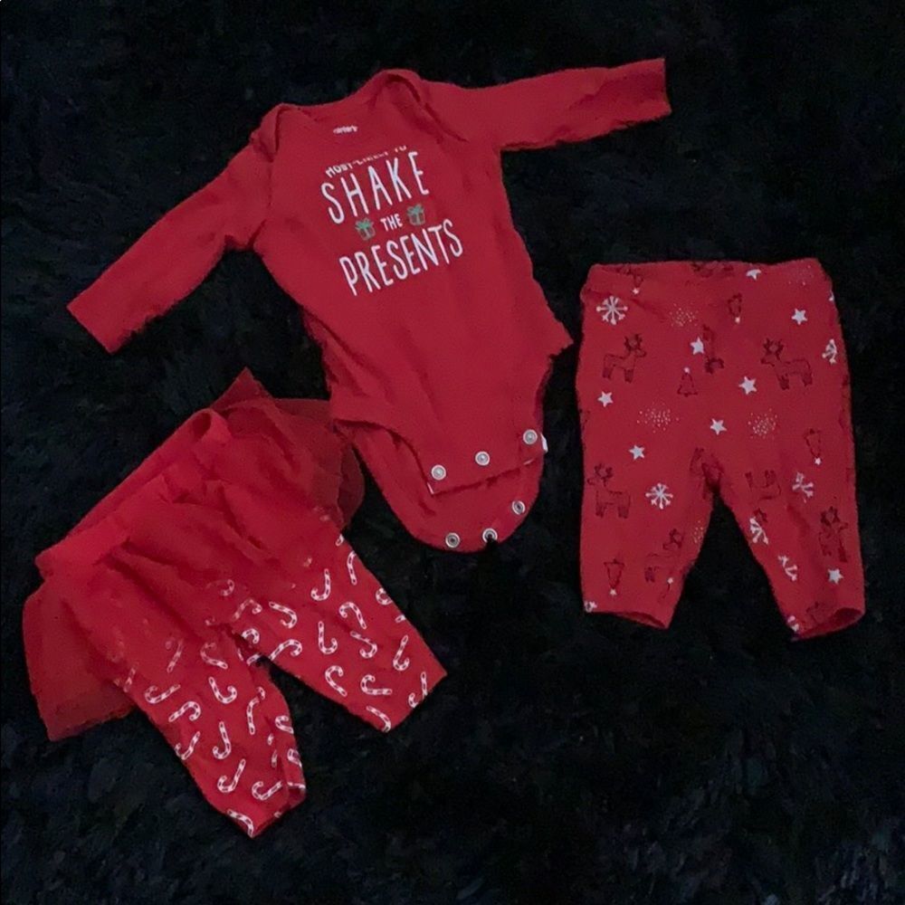 Newborn Christmas Set Sleeper w/ 2 pair Leggings 